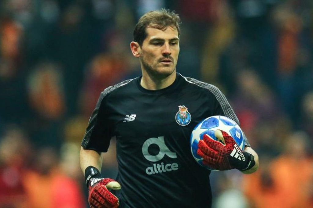 Iker Casillas là một trong những cầu thủ xuất sắc nhất trong lịch sử